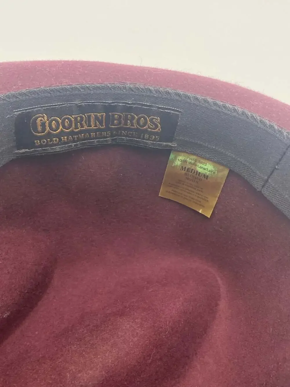 Coorin Bros Burgundy Wool Fedora Hat with Black Band and Feather Accent, Medium
